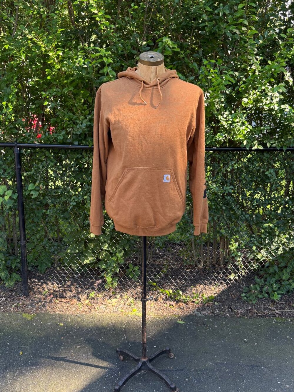 Carhartt K288 Midweight Sleeve Logo Hoodie in Classic Carhartt Brown - Size M